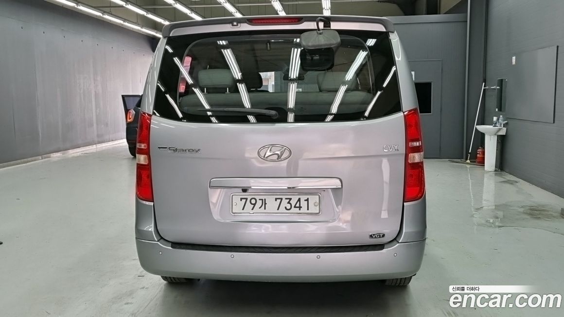 Hyundai Starex 2011