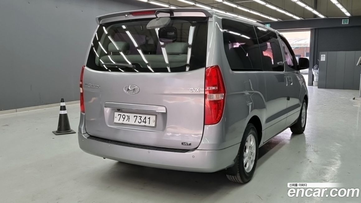 Hyundai Starex 2011