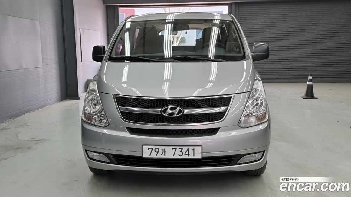 Hyundai Starex 2011