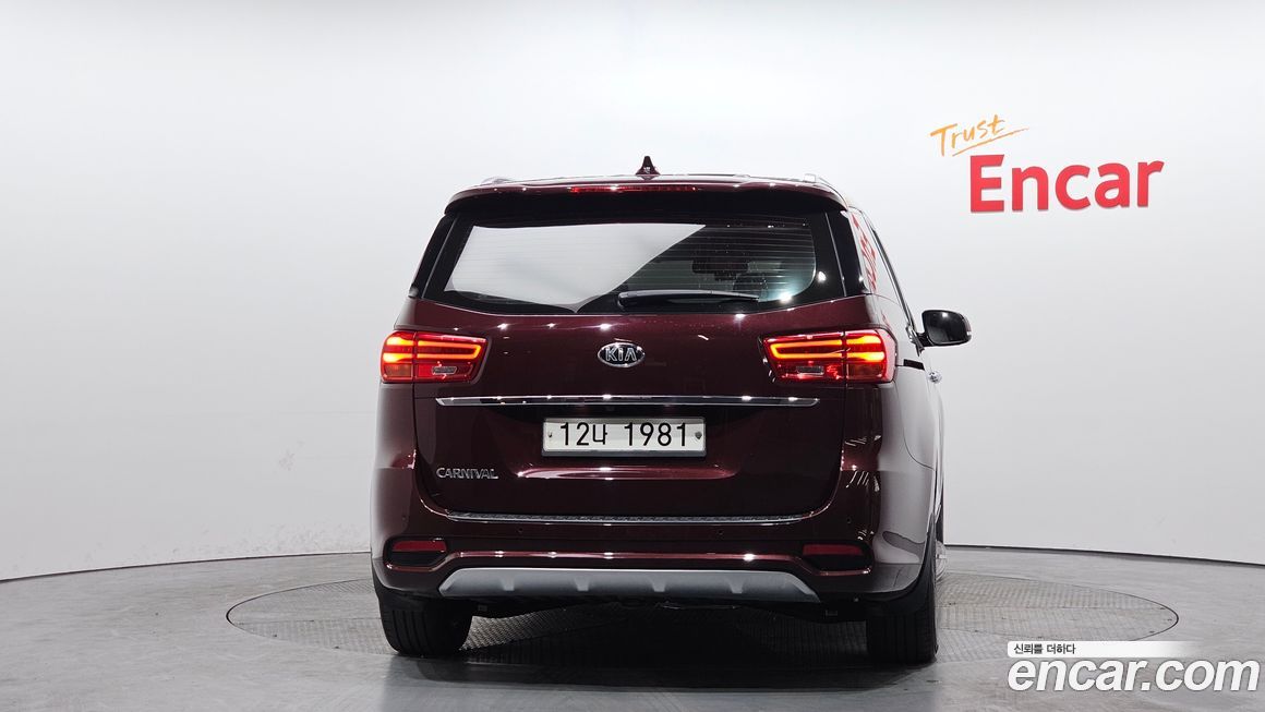 Kia Canival 2019