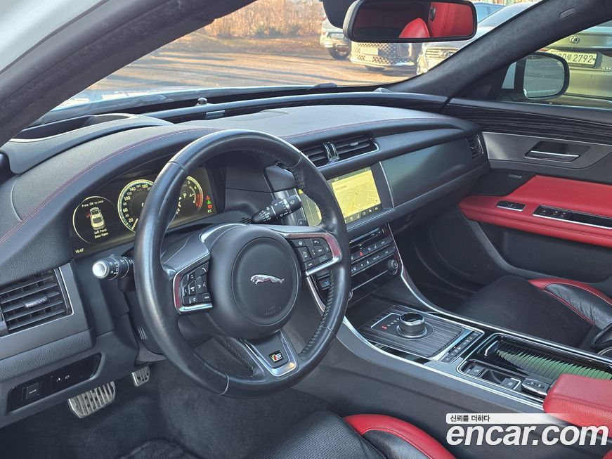 Jaguar XF 2017