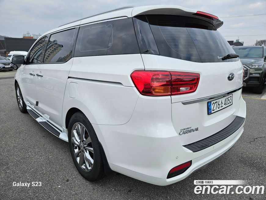 Kia Canival 2020
