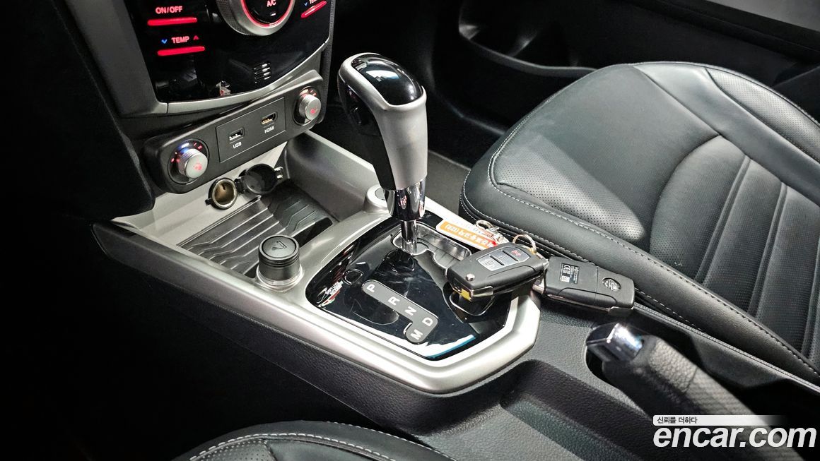 KG_Mobility_Ssangyong TIBOLI 2015