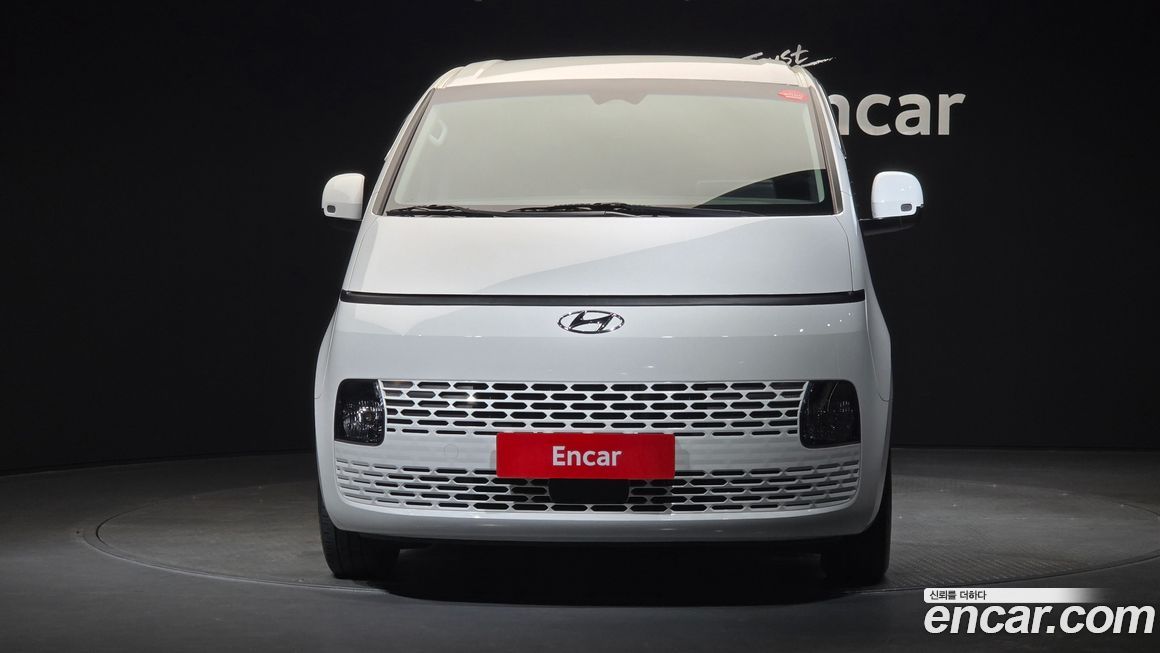 Hyundai Staria 2022