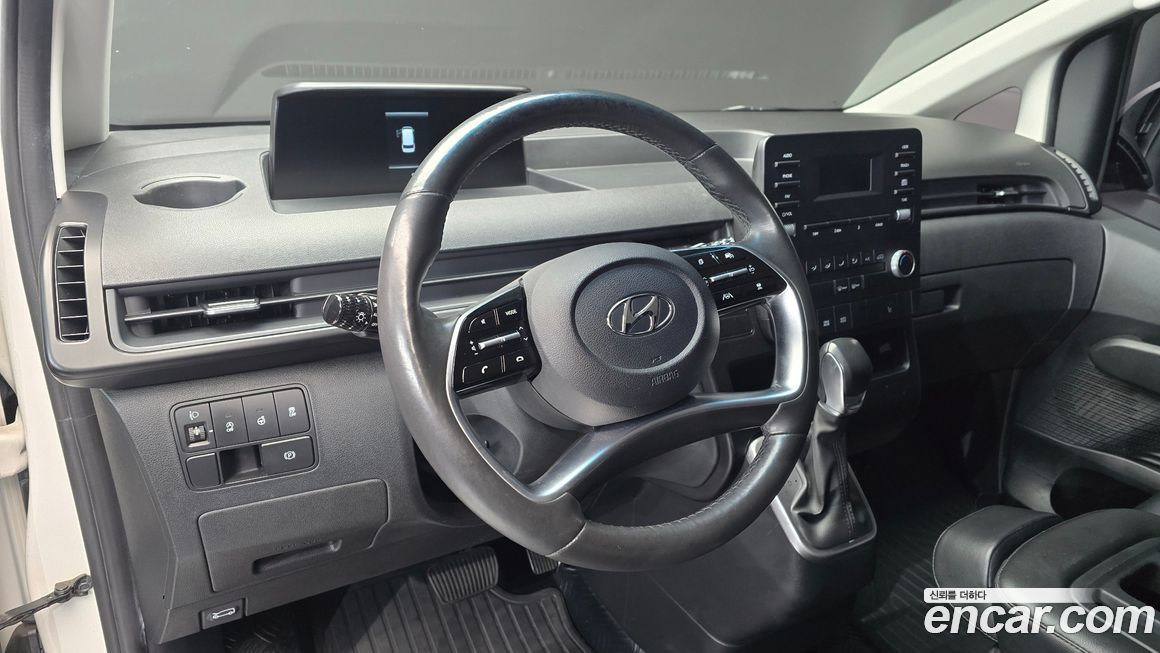 Hyundai Staria 2022
