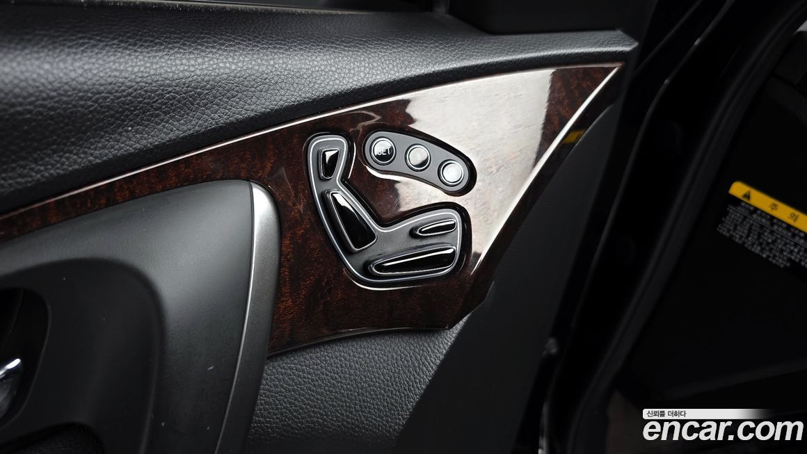 Hyundai Grandeur 2015