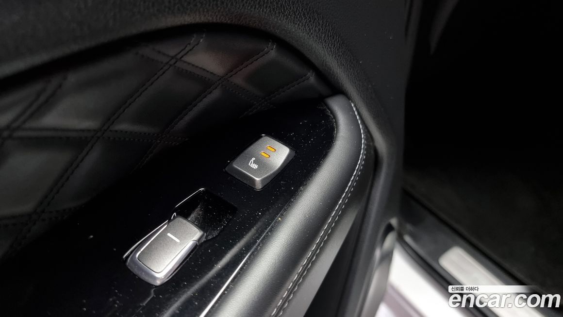 KG_Mobility_Ssangyong Rexton 2020