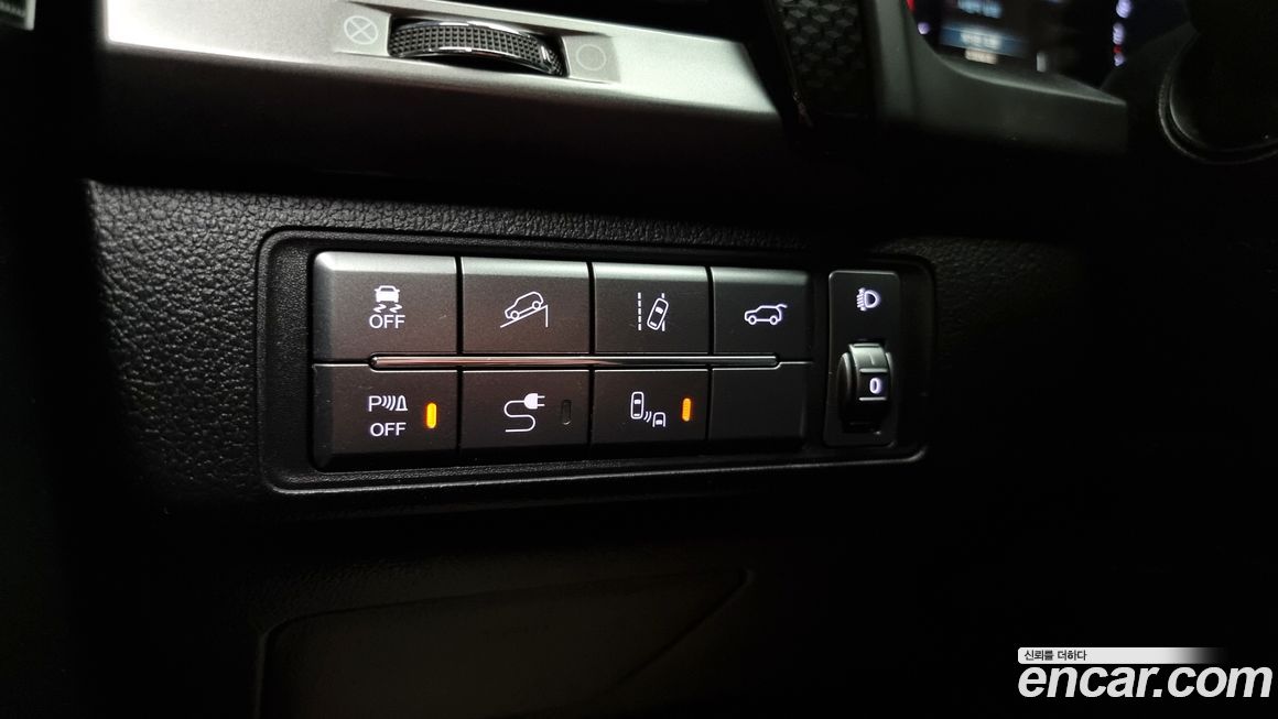 KG_Mobility_Ssangyong Rexton 2020