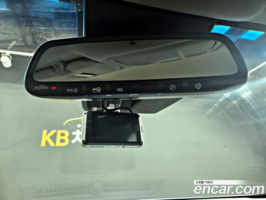 Hyundai Genesis 2016