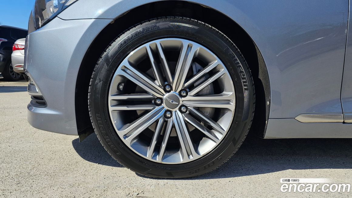 Hyundai Genesis 2014