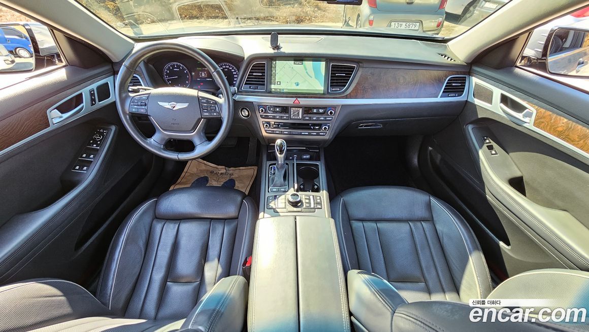 Hyundai Genesis 2014