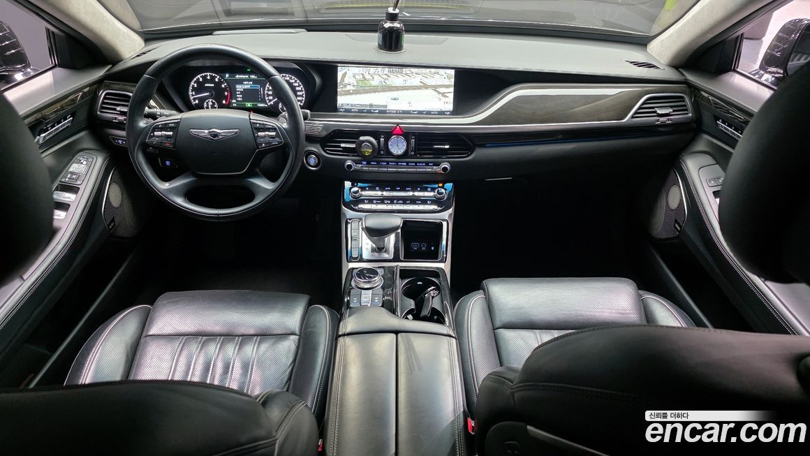 Genesis EQ900 2016
