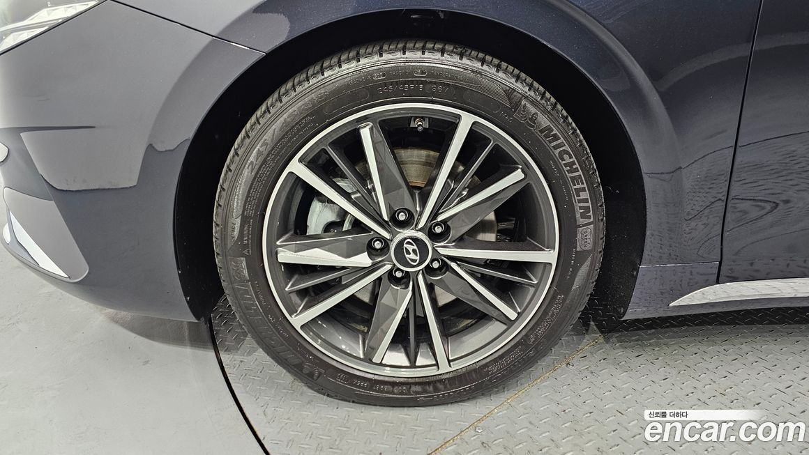 Hyundai Grandeur 2020