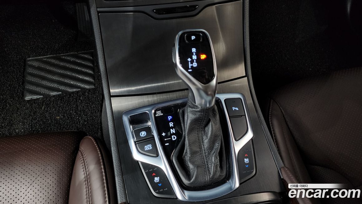 Hyundai Grandeur 2015