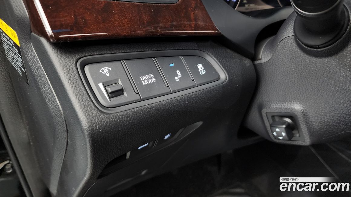 Hyundai Grandeur 2015