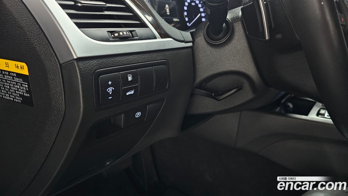 Hyundai Genesis 2016