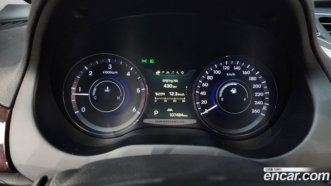 Hyundai Grandeur 2015