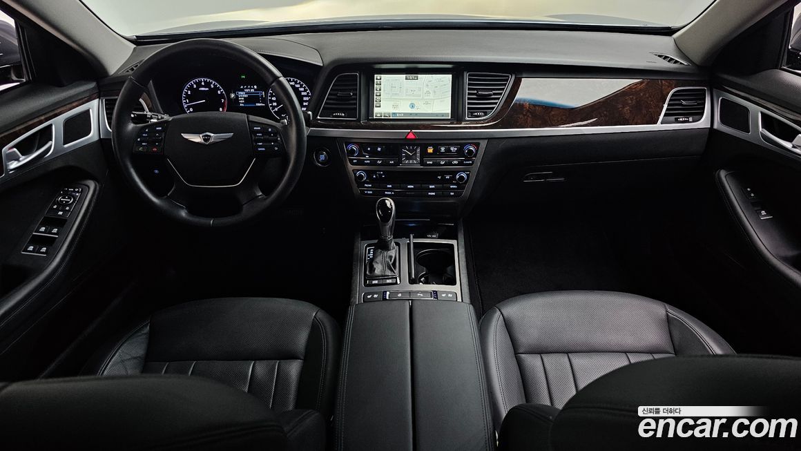 Hyundai Genesis 2016