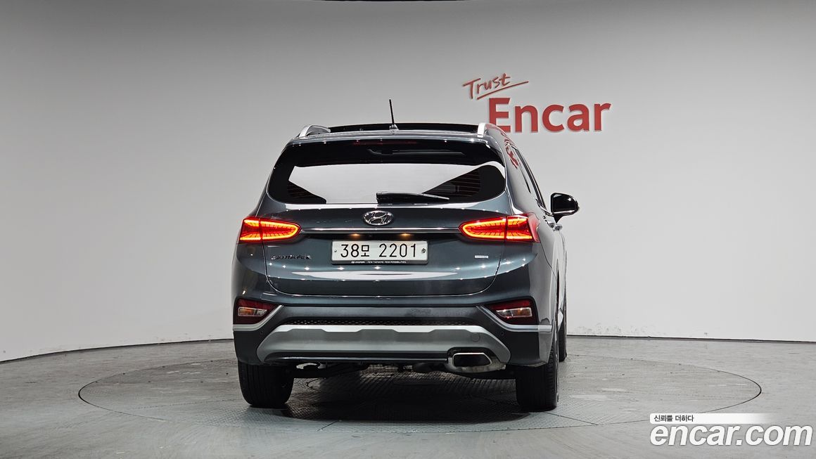 Hyundai Santafe 2020