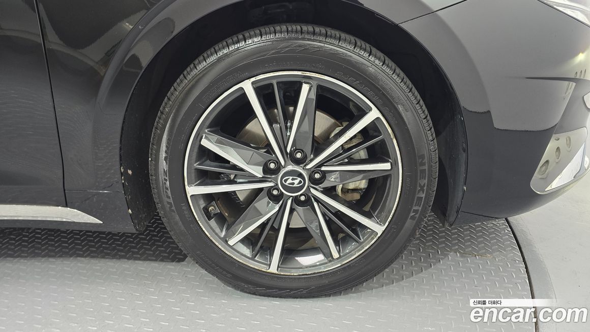 Hyundai Grandeur 2022