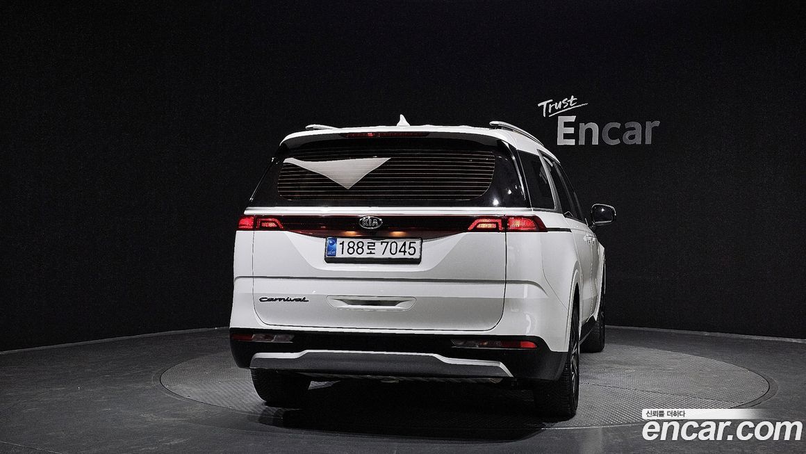 Kia Canival 2021