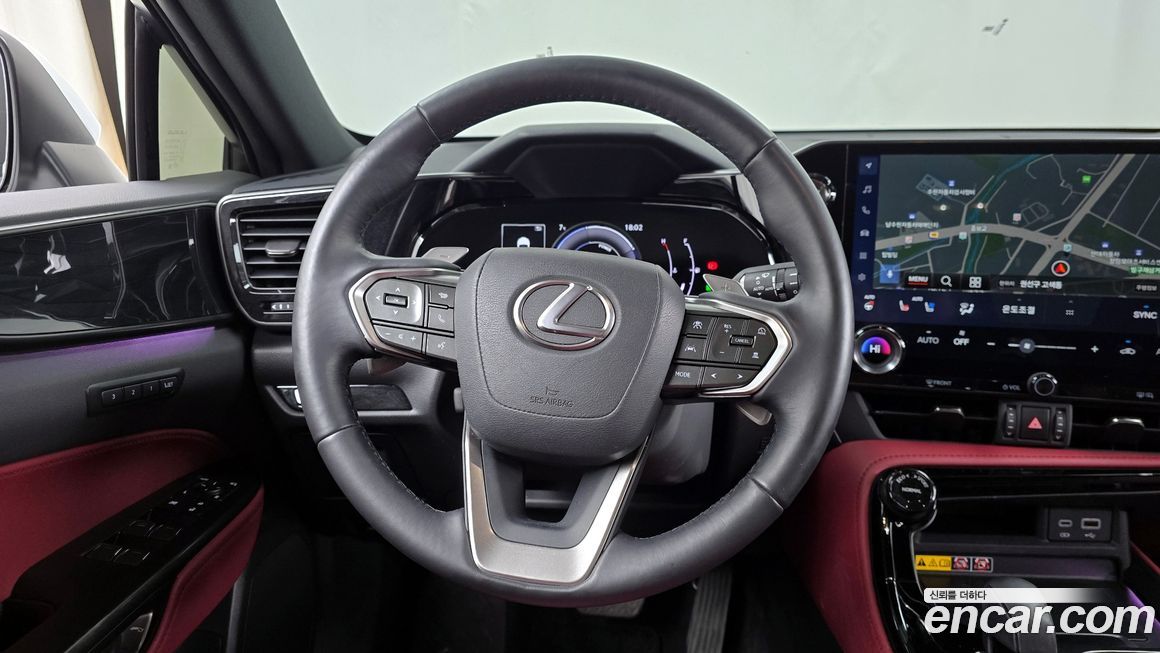 Lexus NX 2025