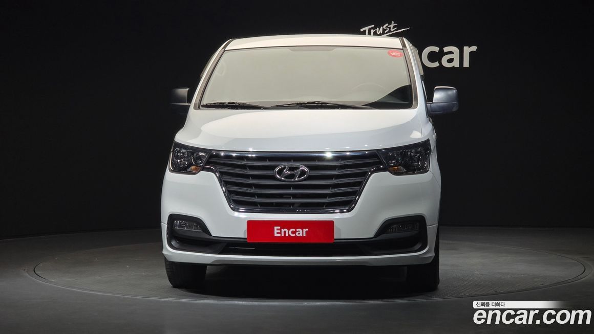 Hyundai Starex 2019