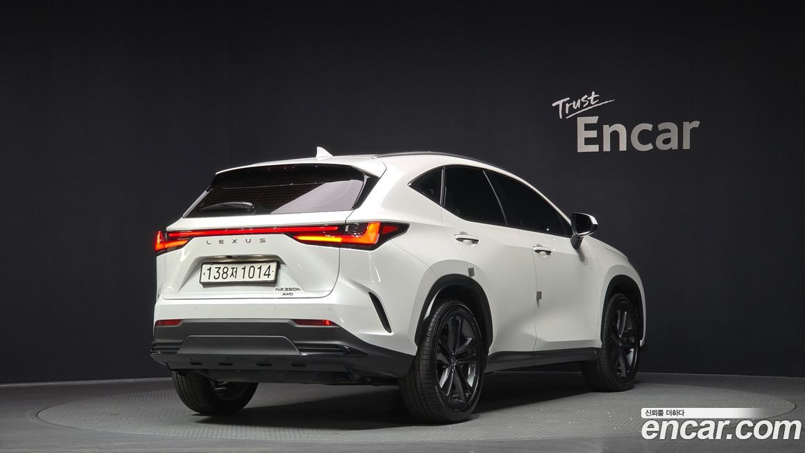 Lexus NX 2025