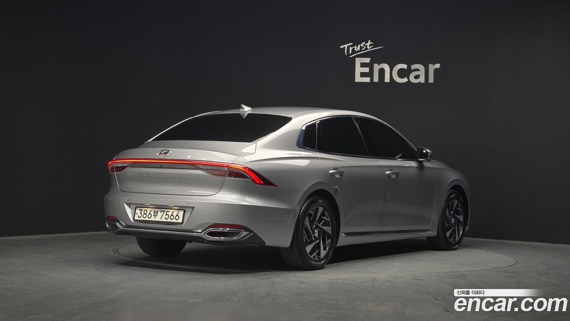 Hyundai Grandeur 2020