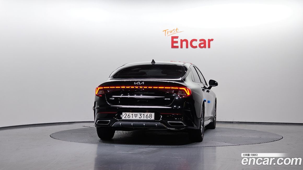 Kia K5 2023