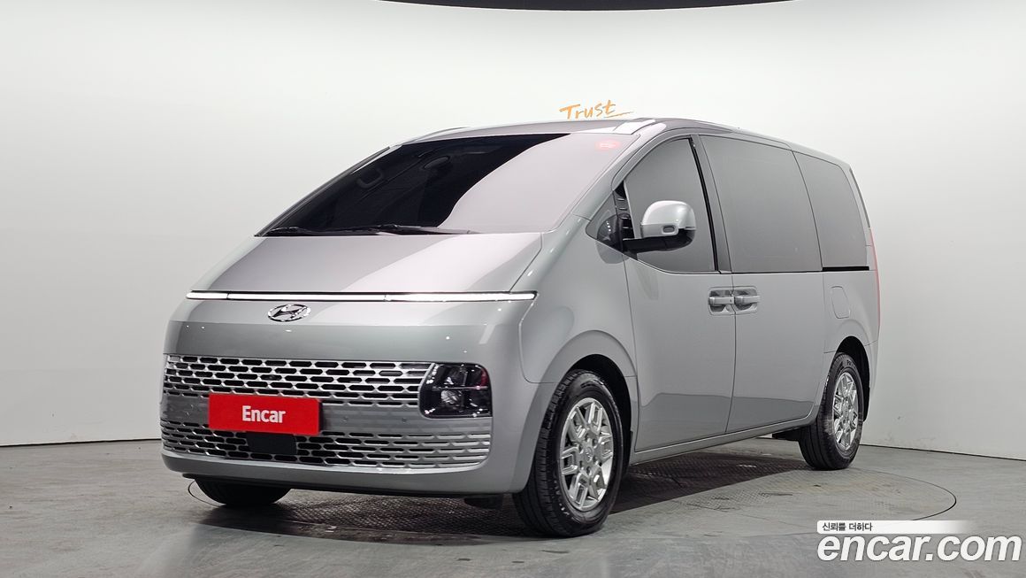 Hyundai Staria 2024