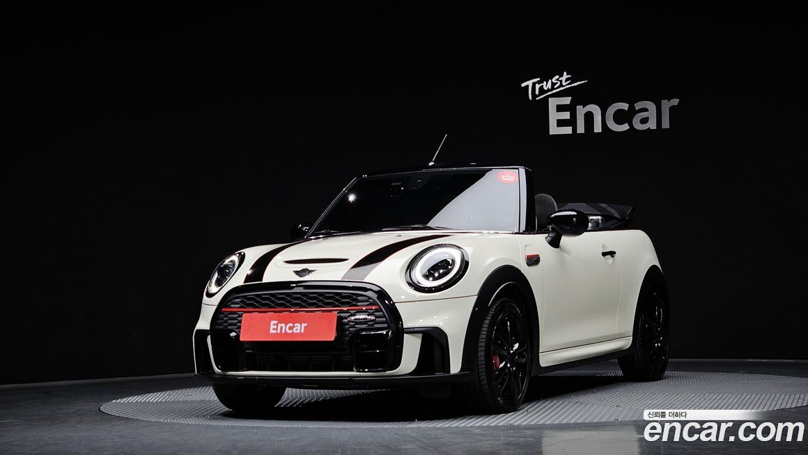 Mini Cooper Convertible 2023