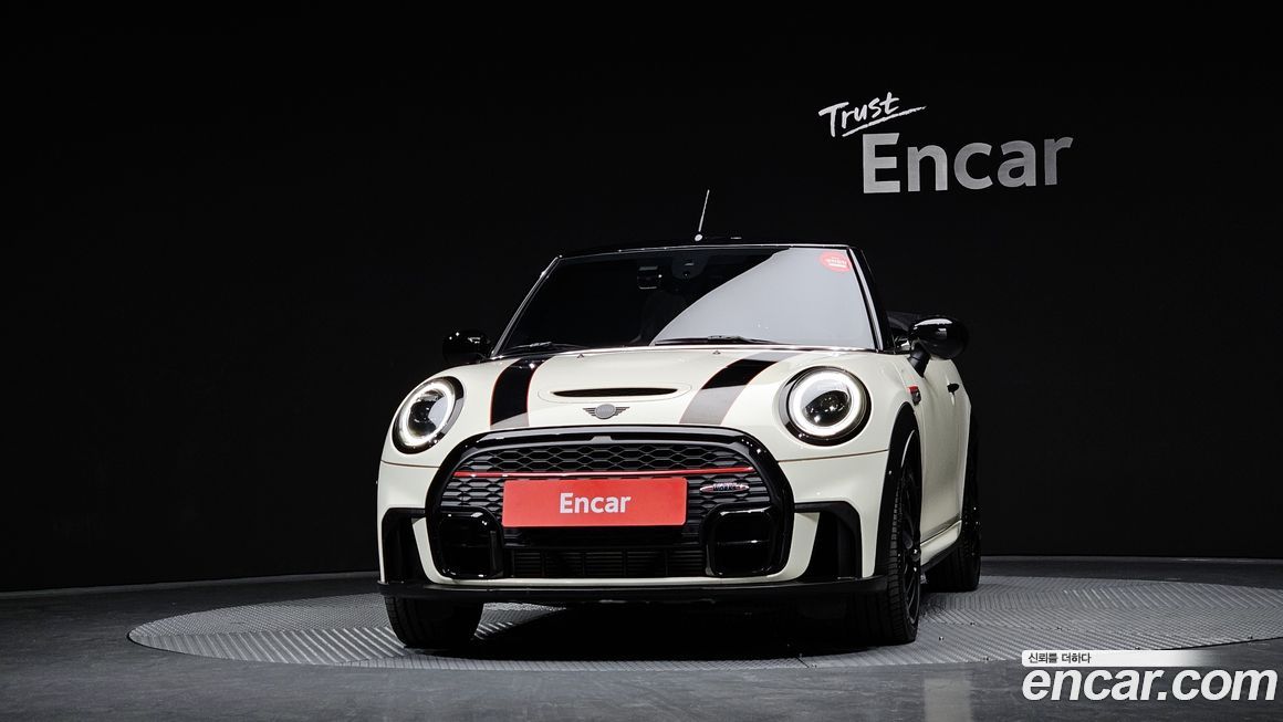 Mini Cooper Convertible 2023