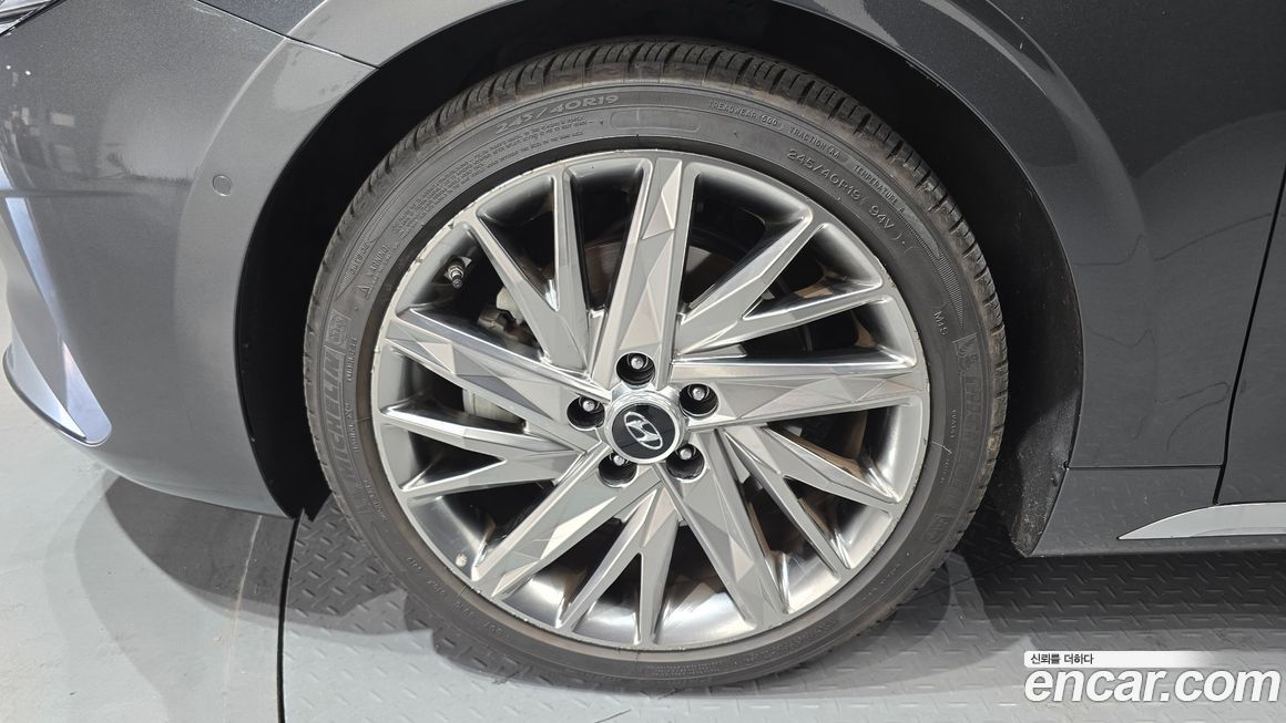 Hyundai Grandeur 2020