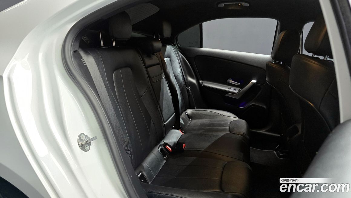 Mercedes-Benz A-Class 2023