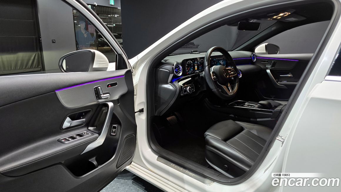 Mercedes-Benz A-Class 2023