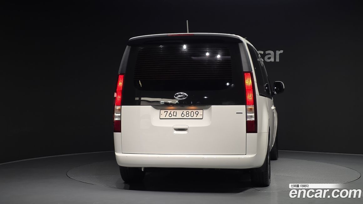 Hyundai Staria 2022