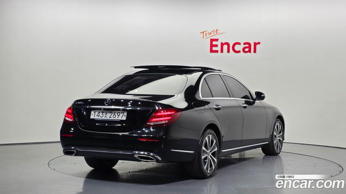 Mercedes-Benz E-Class 2019