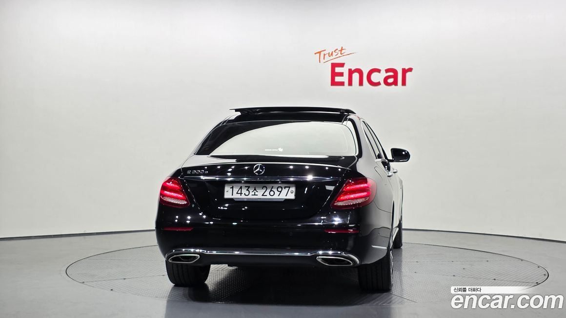 Mercedes-Benz E-Class 2019