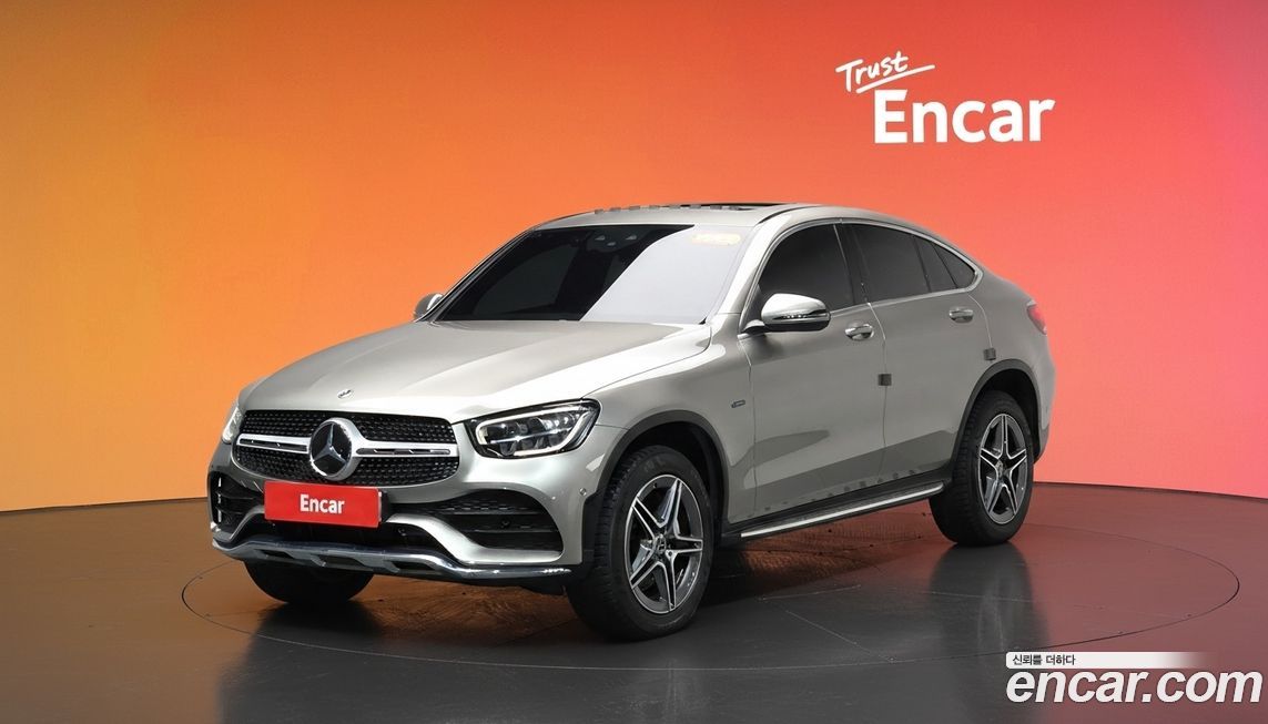 Mercedes-Benz GLC-Class 2021