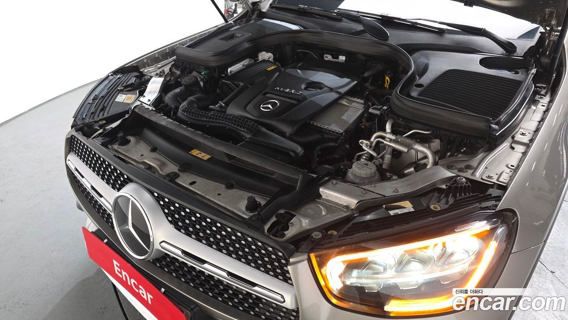 Mercedes-Benz GLC-Class 2021