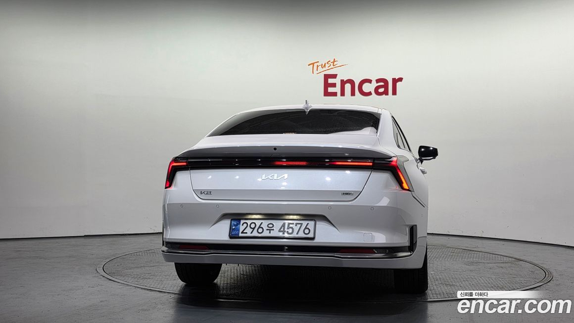 Kia K8 2025