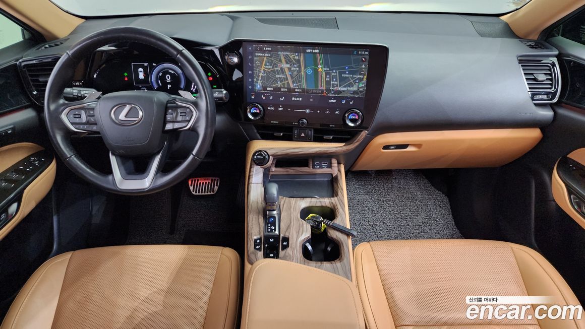 Lexus NX 2024