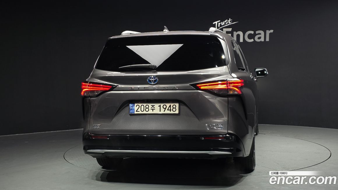 Toyota Sienna 2023
