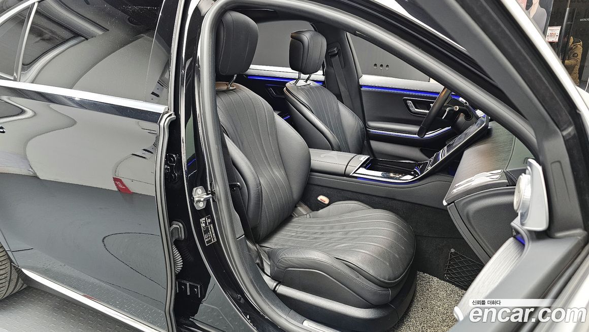 Mercedes-Benz S-Class 2021