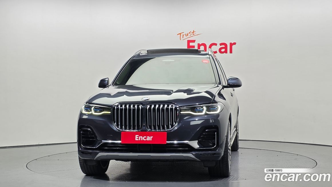 BMW X7 2021