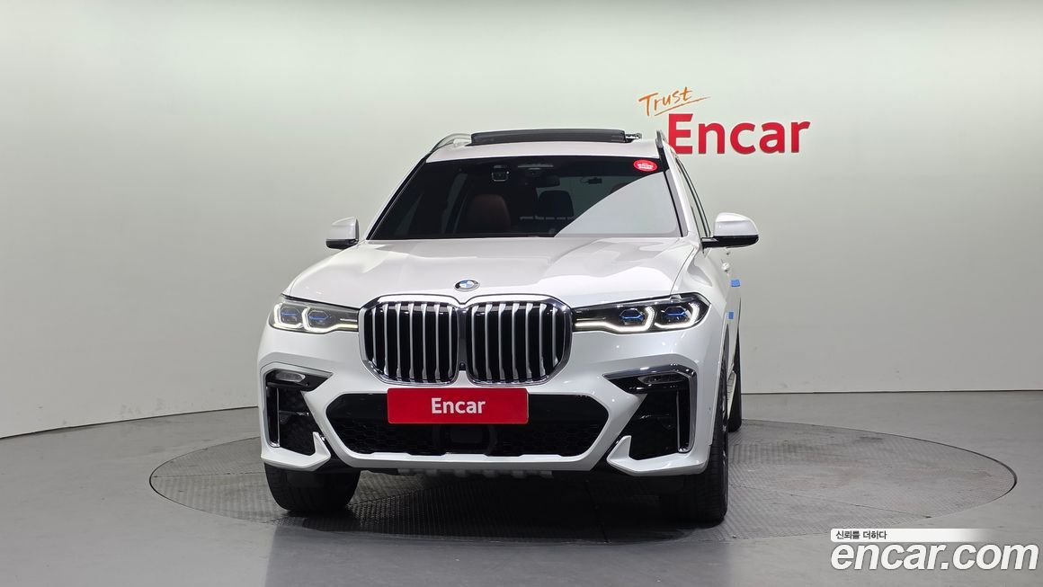 BMW X7 2021