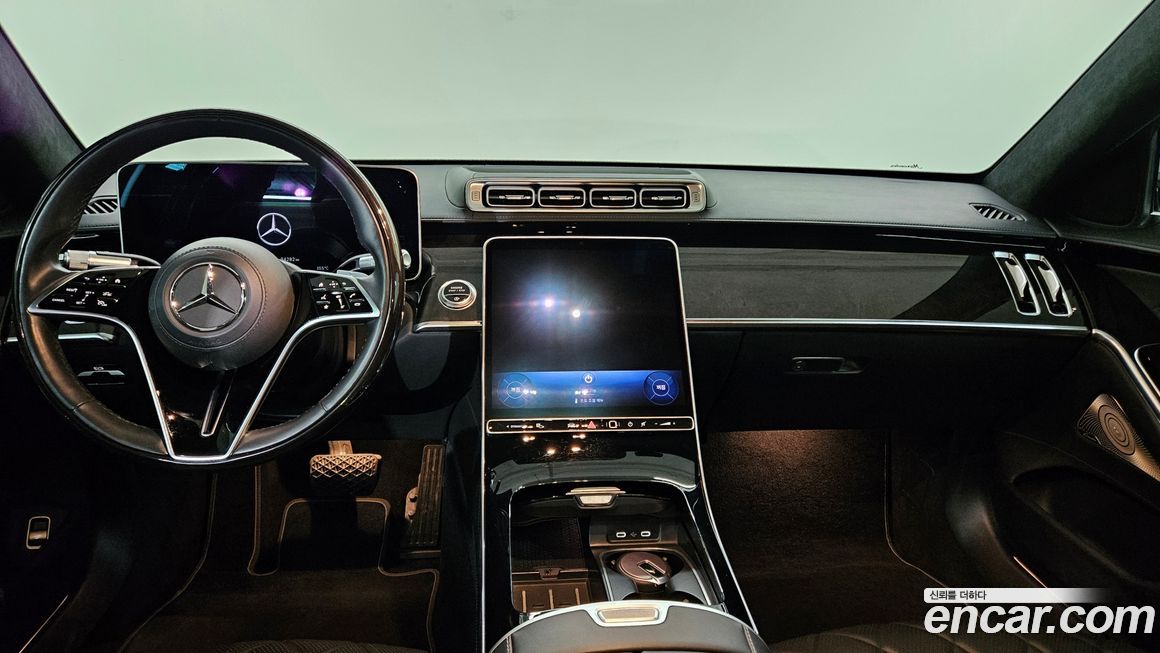 Mercedes-Benz S-Class 2021