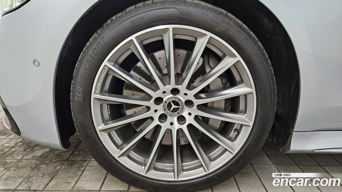 Mercedes-Benz S-Class 2022