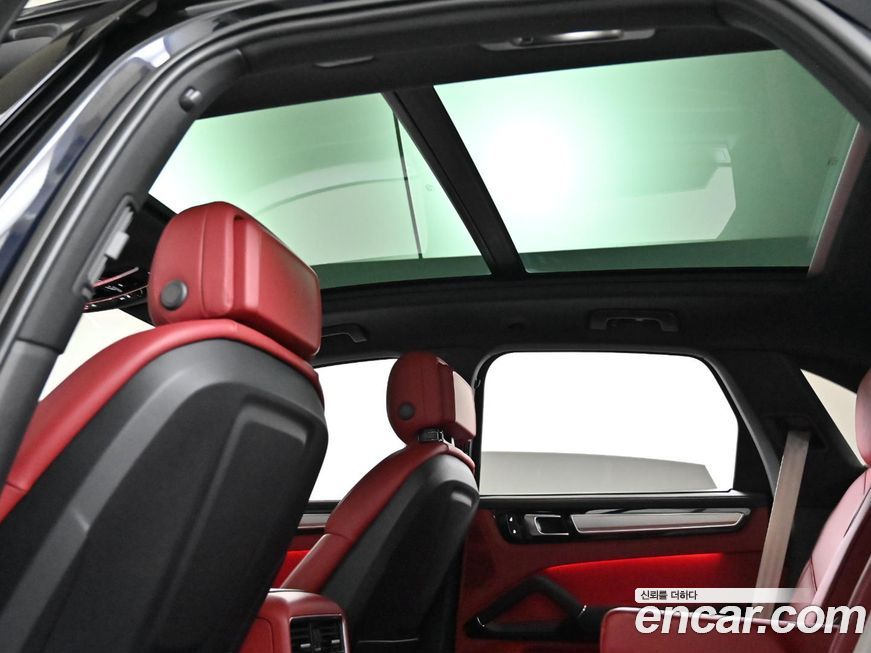 Porsche Cayenne 2022